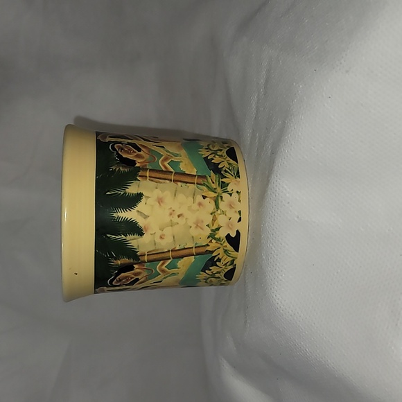 Fiesta® Hawaiiana Ware Mug Universal Word Pattern Eugene Savage Graphics - Picture 2 of 7